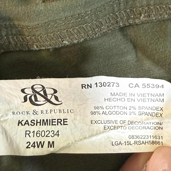 Women's Rock & Republic Camo Pants Size 24W Green - Picture 7 of 11